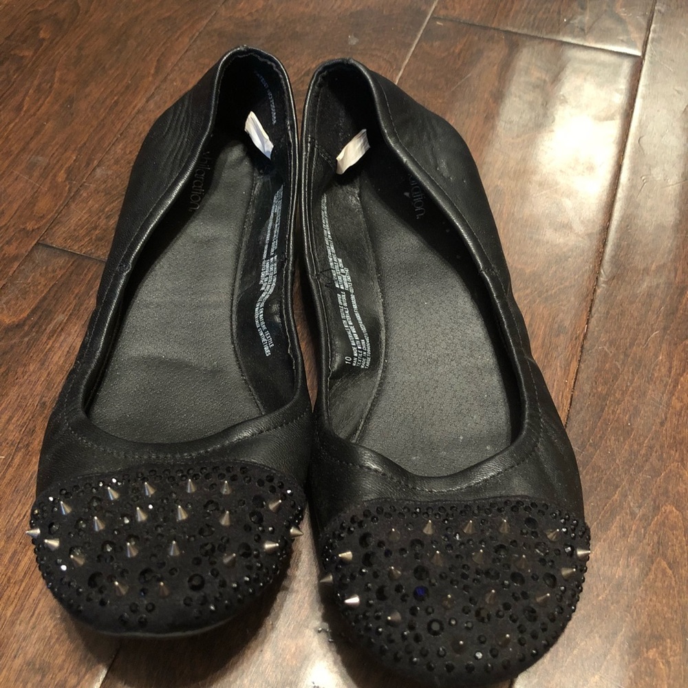 Black flats with spikes